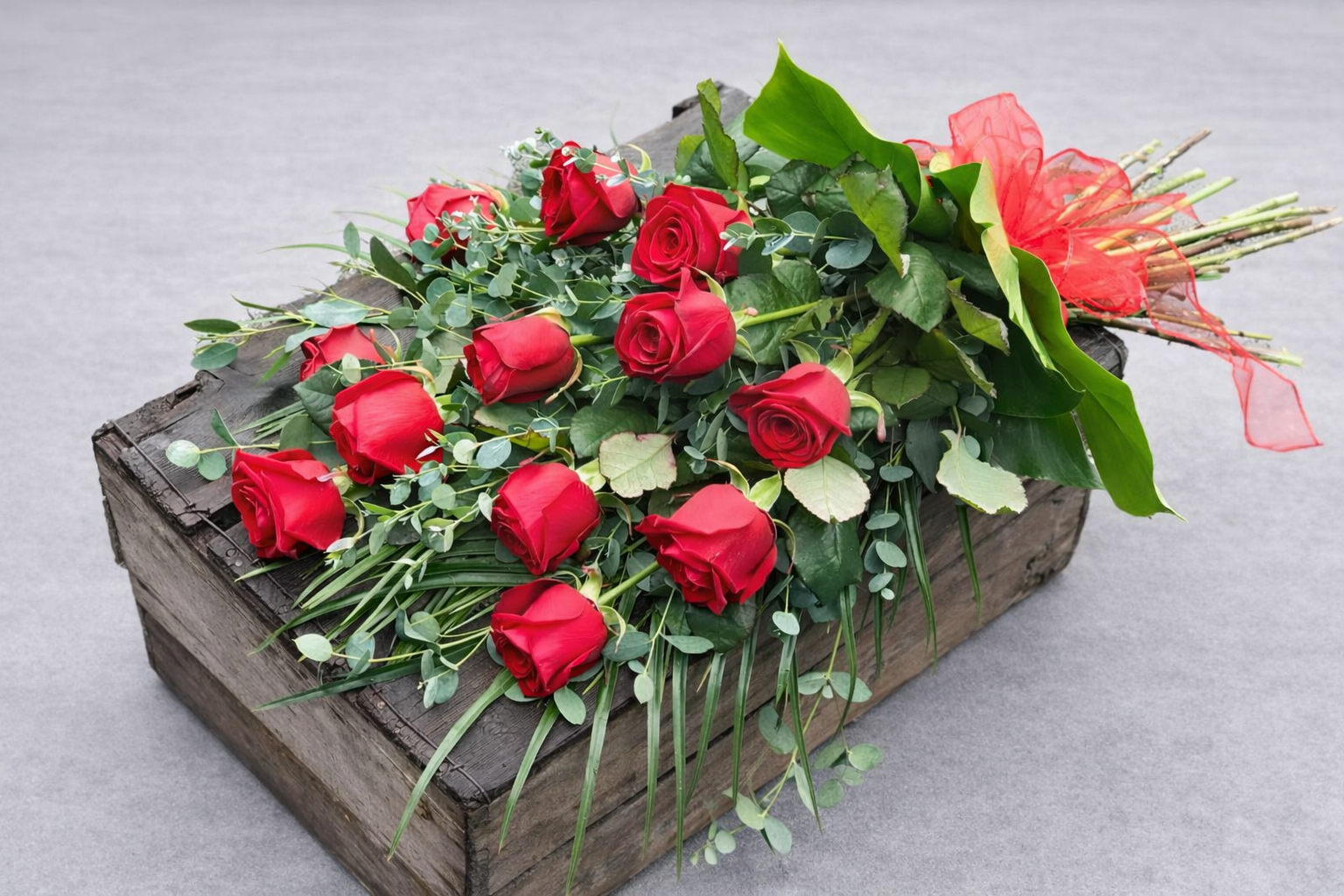 Tied Sheaths, Roses and Tied Sprays