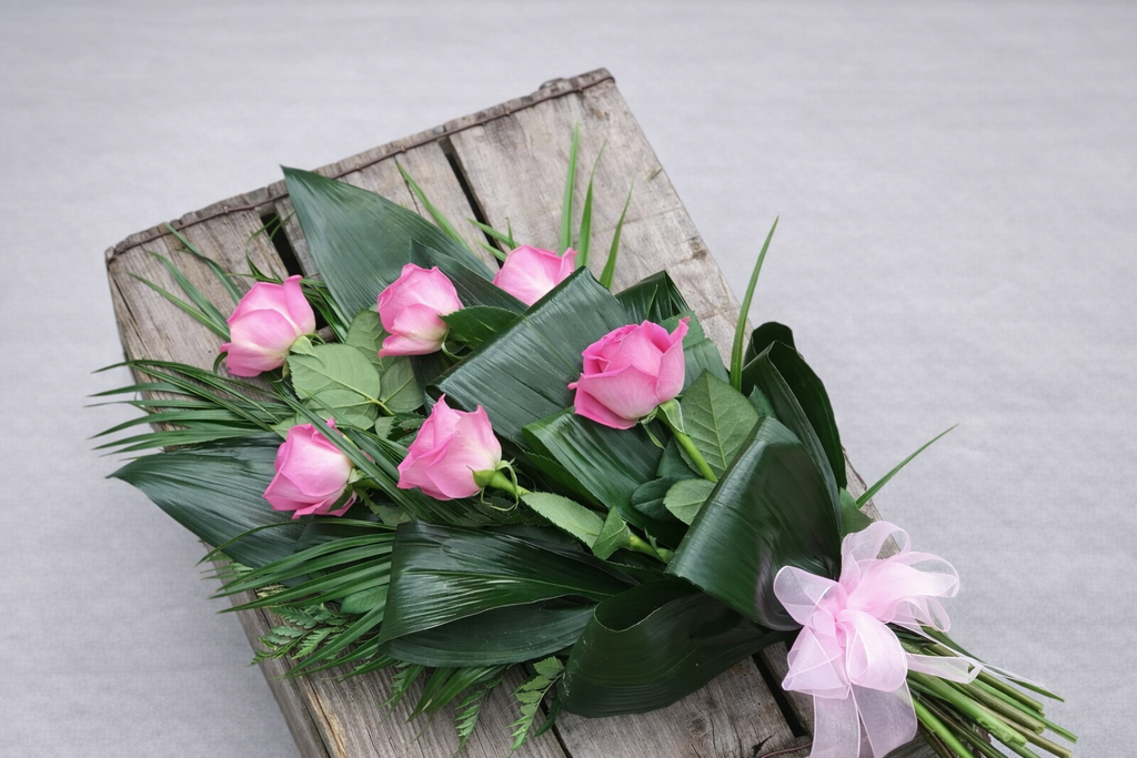 Tied Sheaths, Roses and Tied Sprays